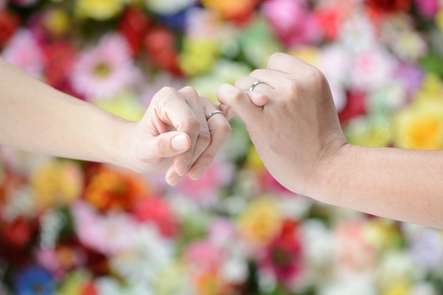 京都市下京区でバツイチ婚活｜再婚したいなら恋愛アプリより再婚応援プランのある結婚系のサービスを選ぶべき